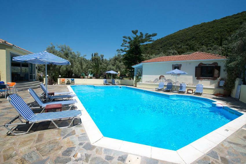 Ilios Hotel & Villas Yénion Eksteriør bilde